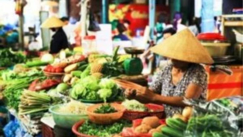 Mơ Thấy Đi Chợ - Khi Giấc Mơ Đời Thường Hóa May Mắn